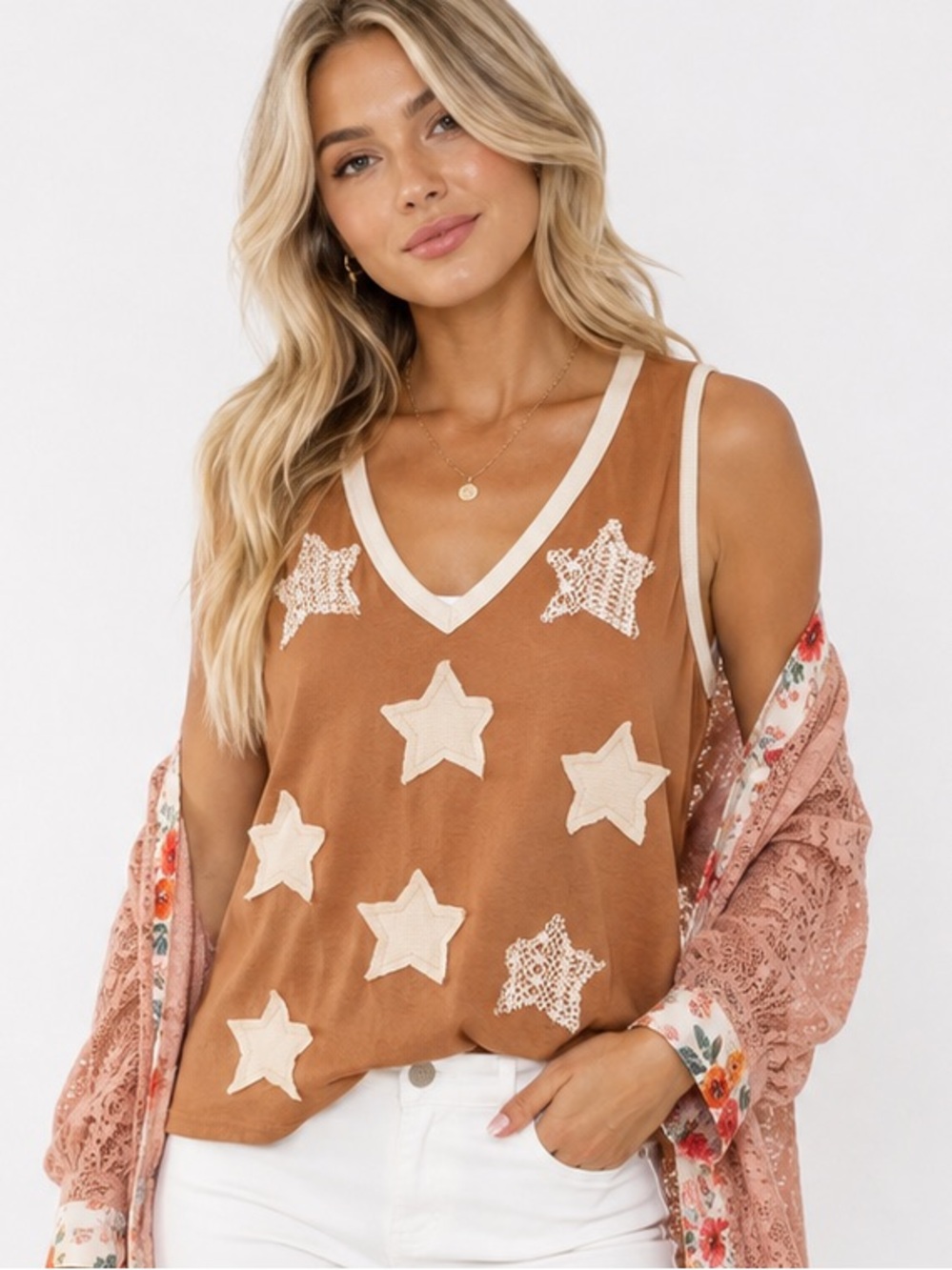 POL Size Small Brown & Tan Star Appliqué V-Neck Tank Top